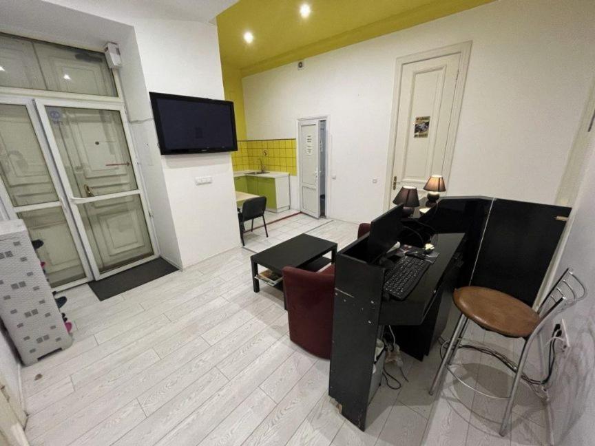 Friends Hostel Kiev Dış mekan fotoğraf
